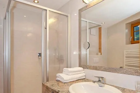 Zimmer & Suiten Bild 16